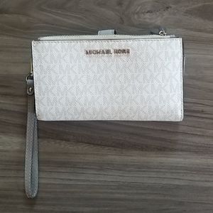 Michael Kors Wristlet